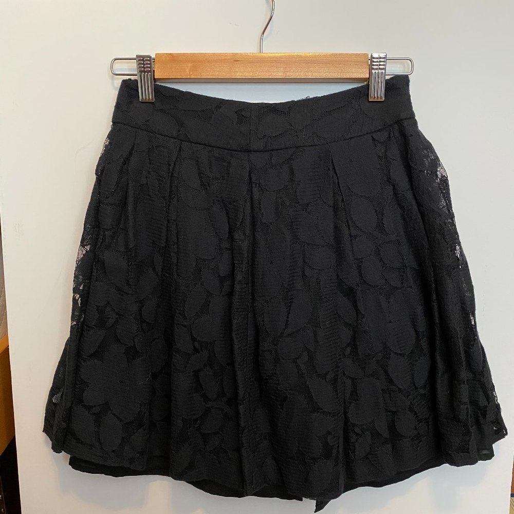Ann Taylor LOFT | Black Floral Pattern Skirt